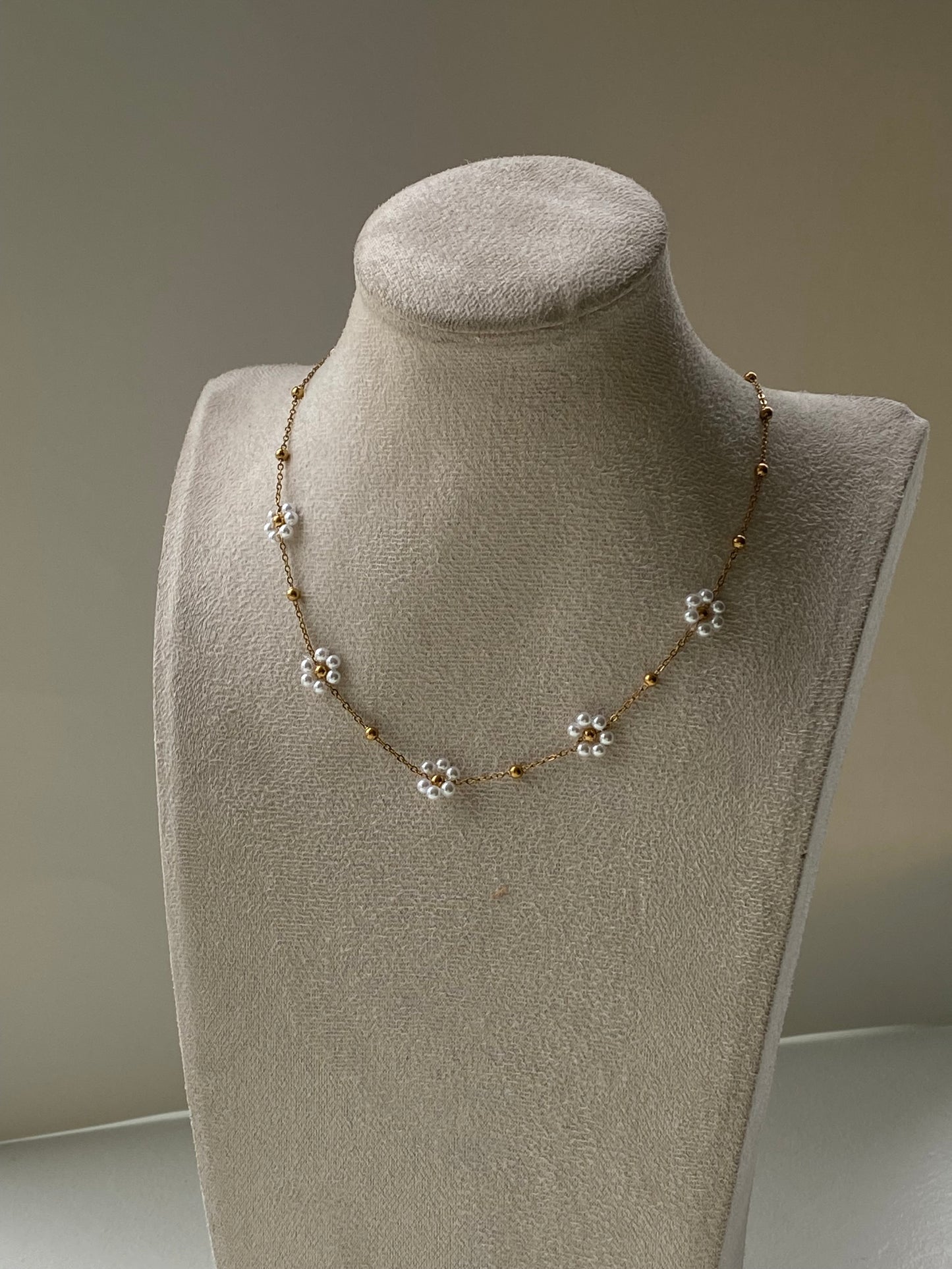 Fiorina Necklace