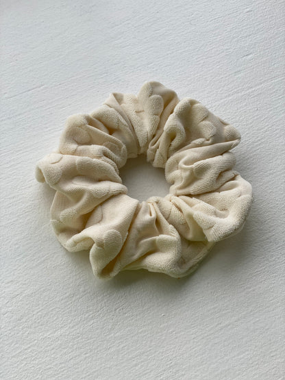 Daisy Terry Scrunchie