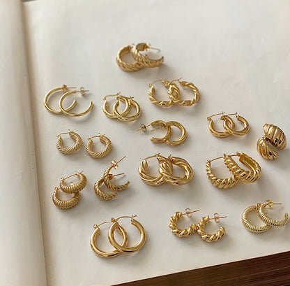 Holly Hoops